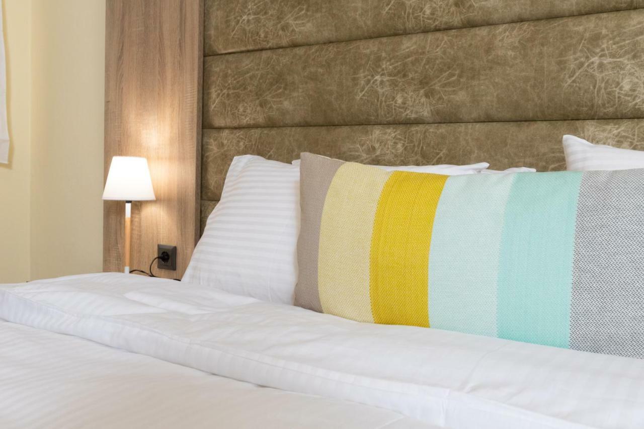 Seven Heaven Premium Suites Салоники Экстерьер фото